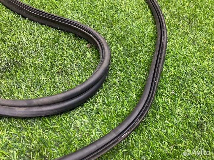 Уплотнительная резинка багажника Bmw 525 E60