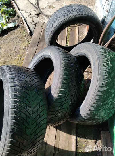 Nokian Tyres Hakkapeliitta 8 245/50 R18