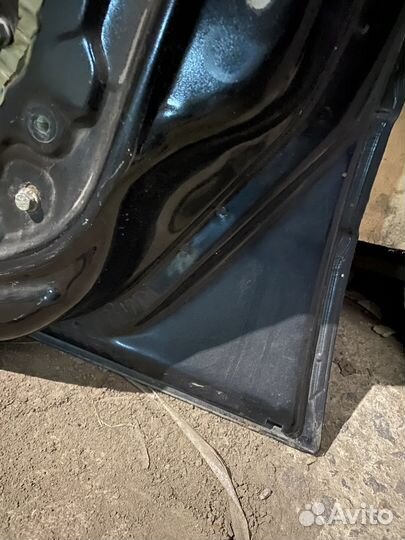 Дверь передняя Nissan almera n16