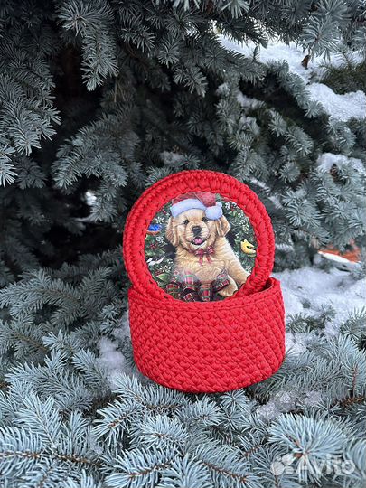 Коробка подарочная новогодняя