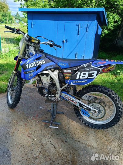 Кроссовый мотоцикл Yamaha