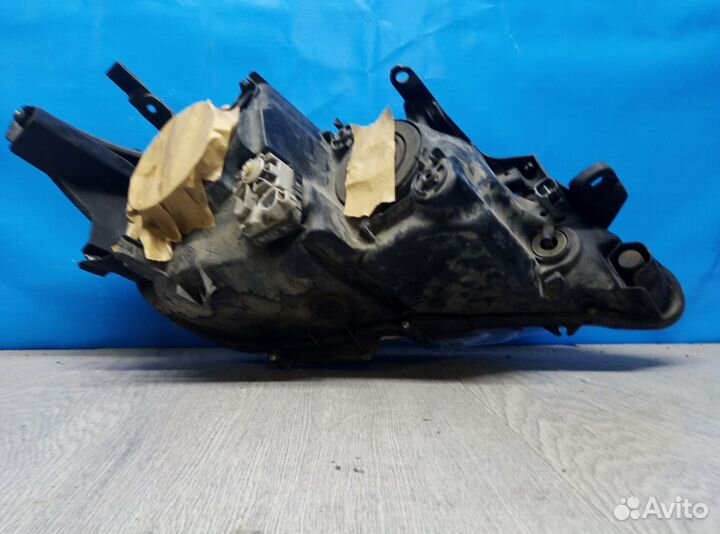 Фара левая Toyota Camry 7 хв50 11-17