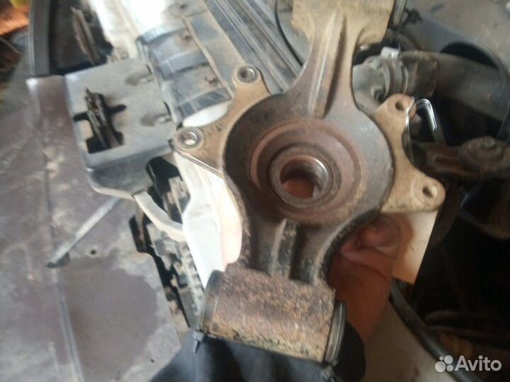 Кулак ступица на Артик кет проулер