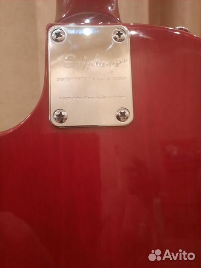 Электрогитара Epiphone les paul