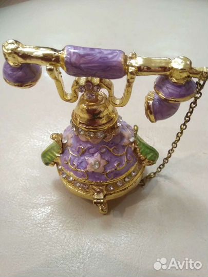 Статуэтка (шкатулка) из латуни 