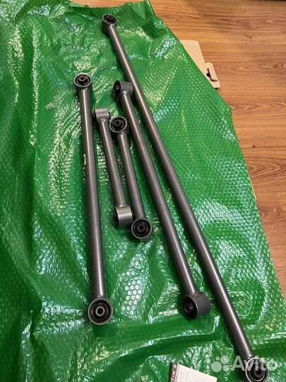 Комплект реактивных тяг LADA 4x4 Нива