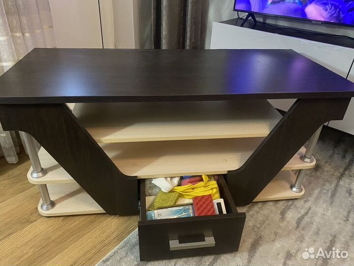 Тумба под телевизор