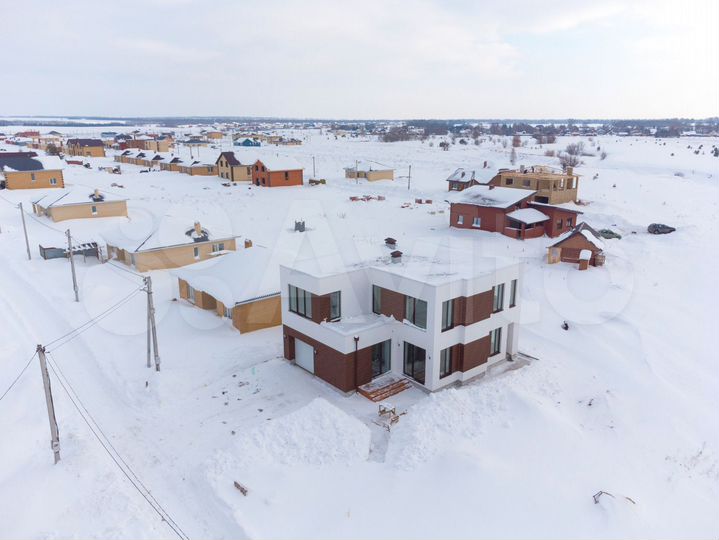 Коттедж 170 м² на участке 7 сот.