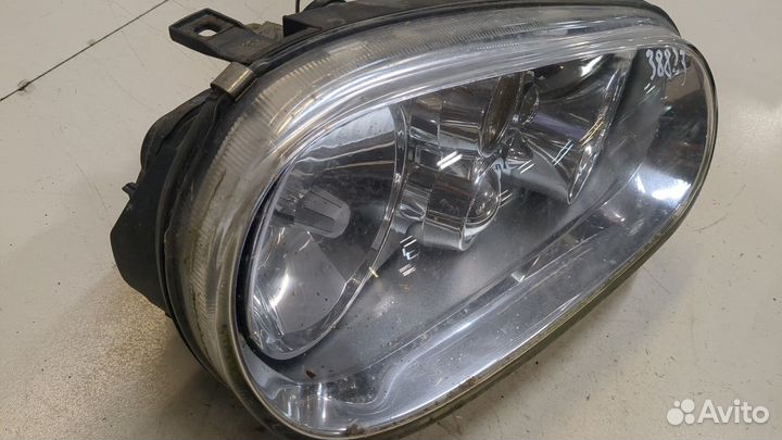 Фара (передняя) правая Volkswagen Golf 4, 2003