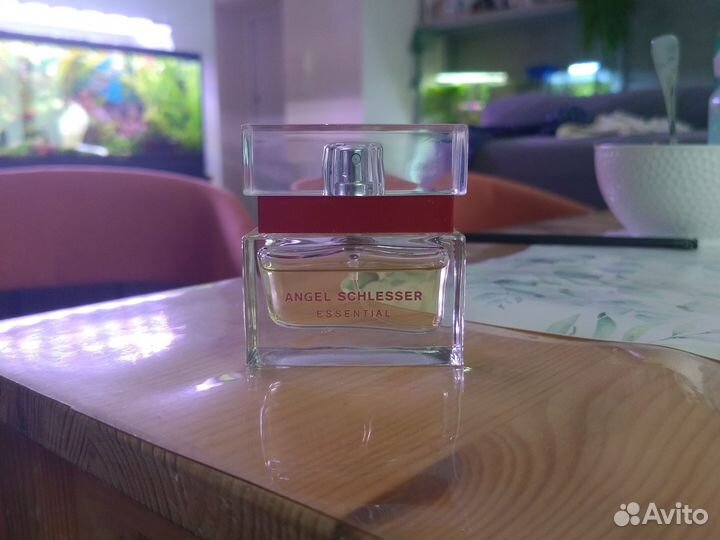 Парфюм angel schlesser essential