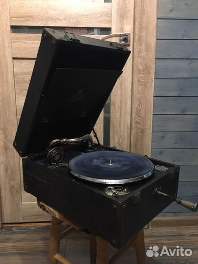 Патефон Decca 100 London