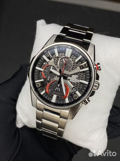 Часы Casio Edifice EQB-1200D-1A