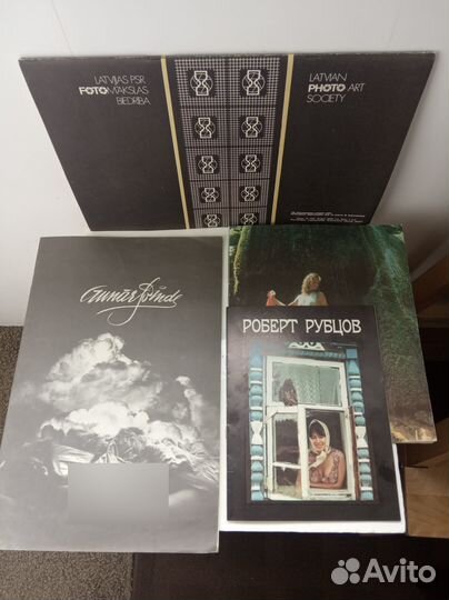 Книги альбомы фотоискусство Skylight и другие