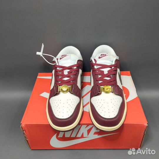 Кроссовки Nike Dunk Low SE Just Do It