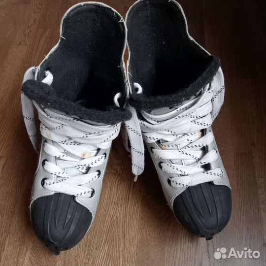 Коньки хоккейные утеплённые Larsen Alex 35