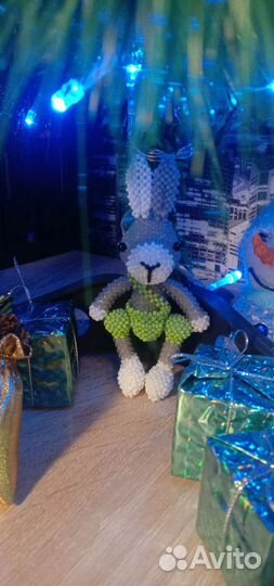 Зайка из бисера