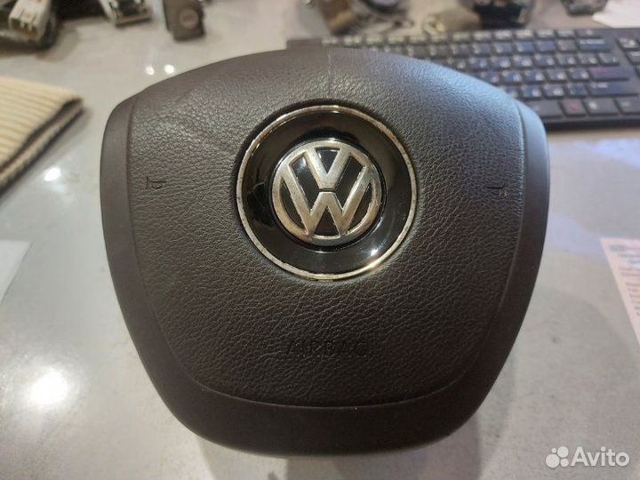 Подушка Airbag Volkswagen Touareg NF 3.6 2013