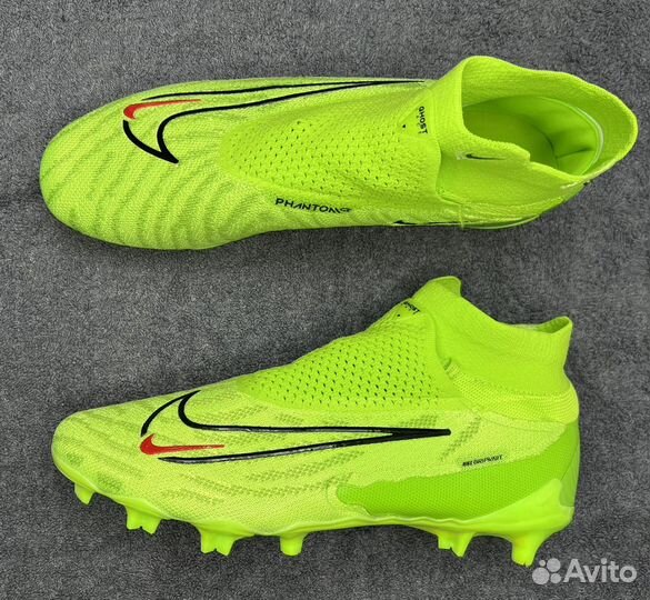 Футбольные бутсы nike phantom