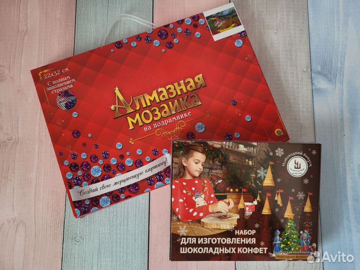 Алмазная мозаика и набор для изготовления конфет