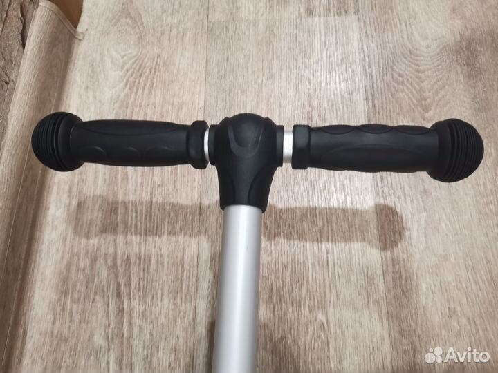 Самокат детский трехколесный бу