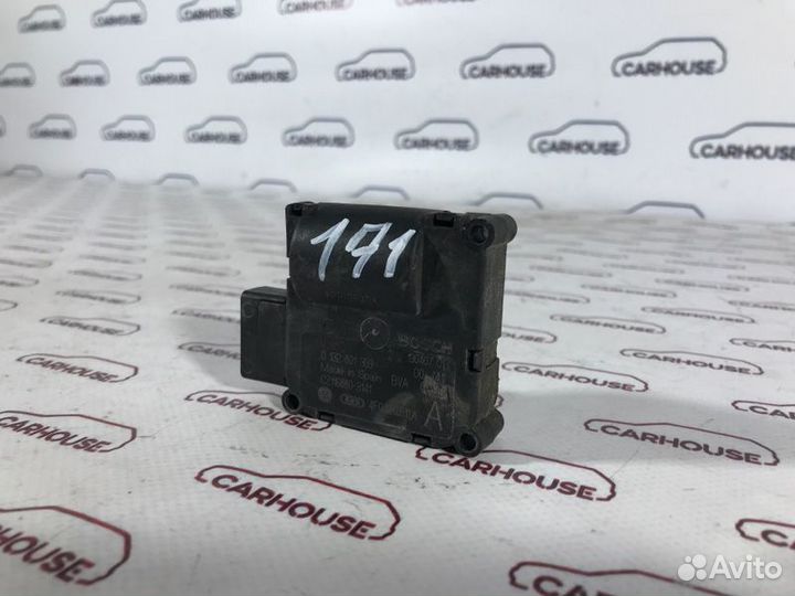 Моторчик заслонки печки Audi A6 C6 3.2 BYU 2007