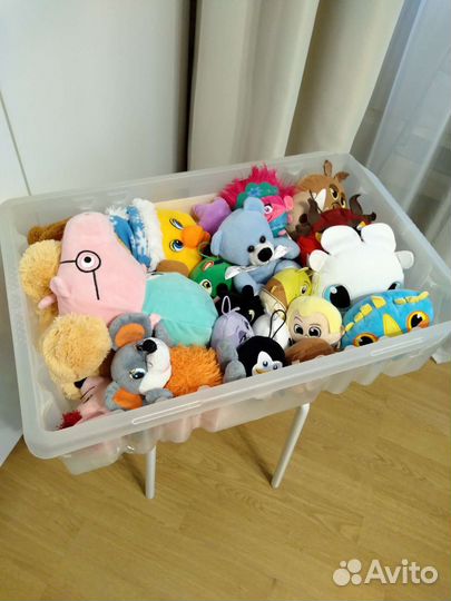 Коробка мягких игрушек
