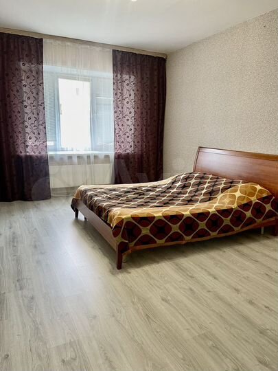 1-к. квартира, 54 м², 1/9 эт.