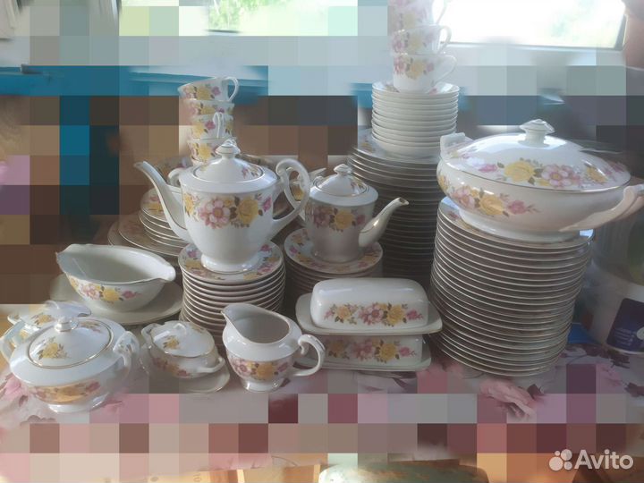 Сервиз столовый 12 персон 96 предметов. Япония