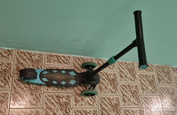 Детский самокат