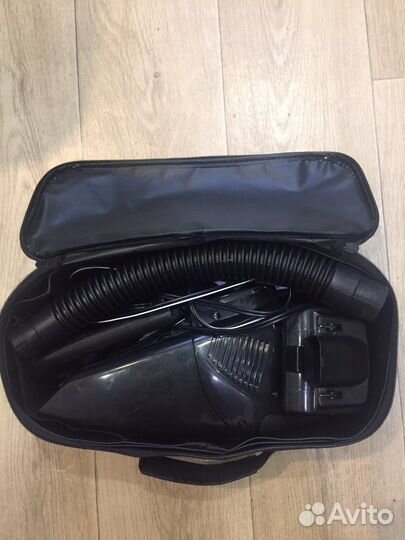 Автомобильный пылесос Vitek