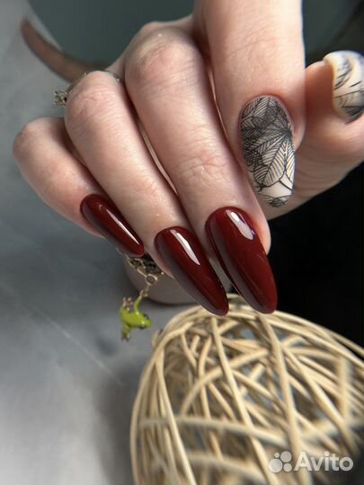 Наращивание ногтей