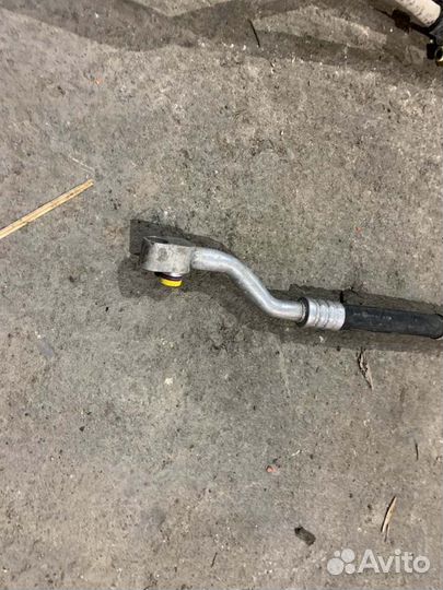 Патрубок отопителя Audi Q7