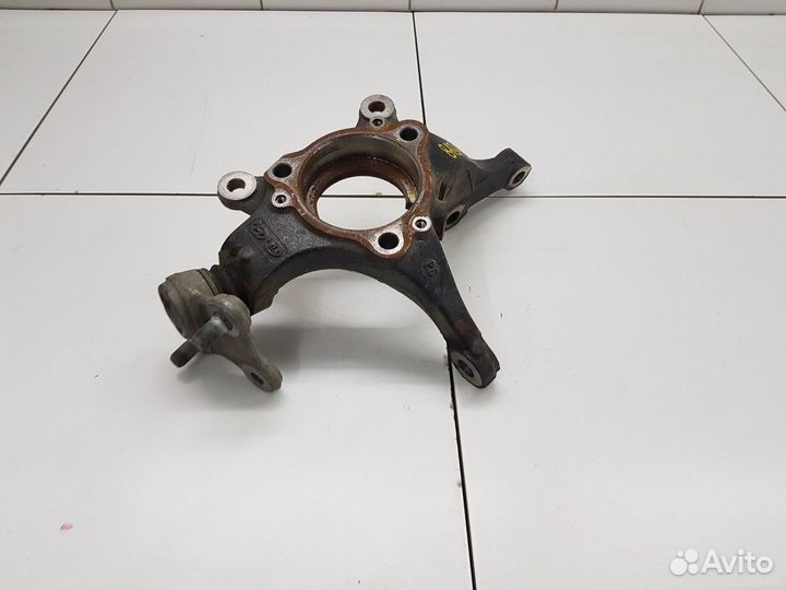 Кулак поворотный передний левый (Kia Cerato IV)