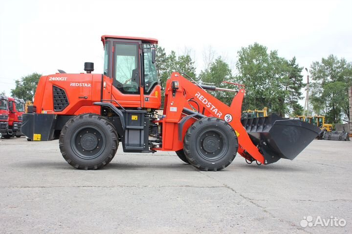 Фронтальный погрузчик Redstar 2400GT, 2023