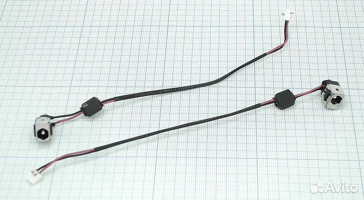 Разъем Toshiba NB200 с кабелем