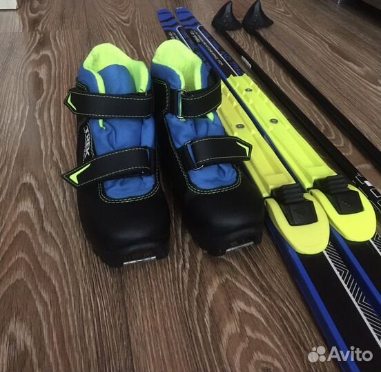 Беговые лыжи детские