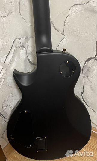 Электрогитара Magna