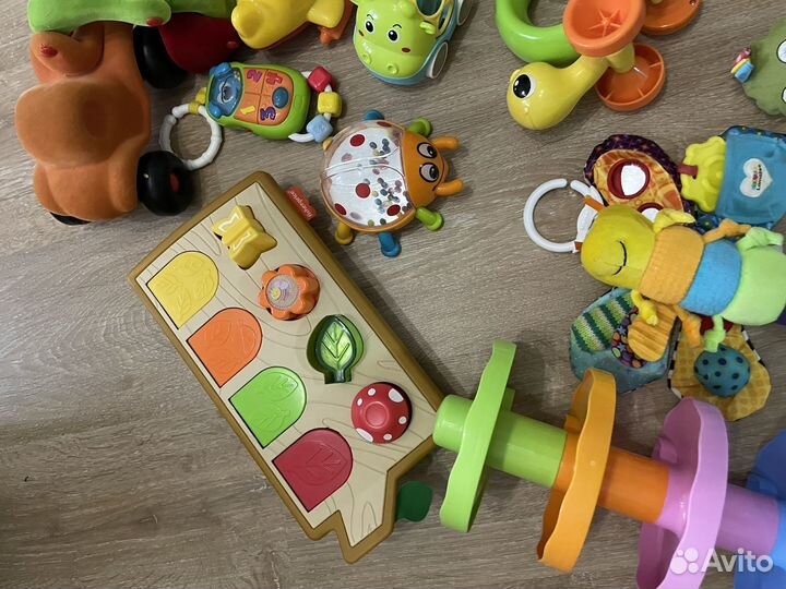 Большой пакет игрушек