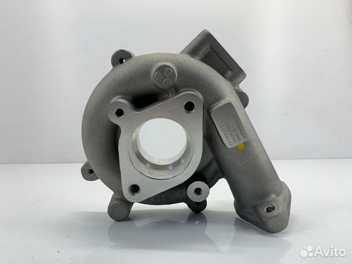 Холодная часть турбины Nissan Bassara yd25ddi