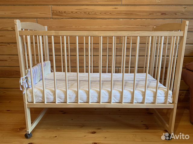 Детская кровать с матрасом