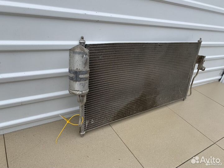 Радиатор кондиционера Nissan Almera B10