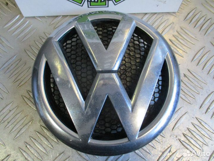 Эмблема в решётку радиатора Volkswagen Crafter 11г