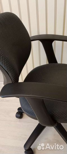 Компьютерное кресло