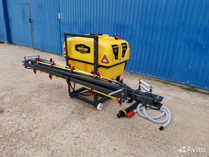 Опрыскиватель Lusna L400, 2023