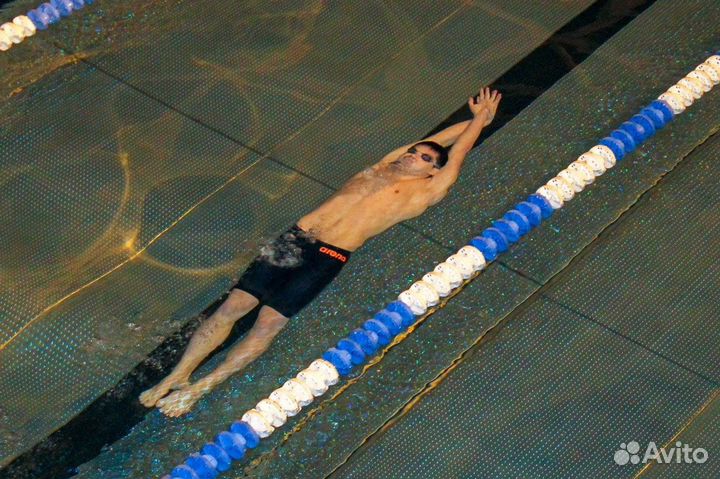 Тренер по плаванию