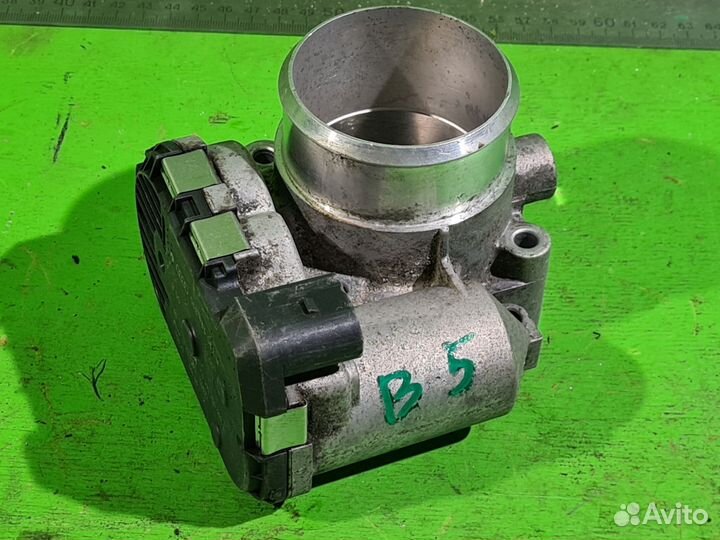 Заслонка дроссельная электрическая VW Passat B5