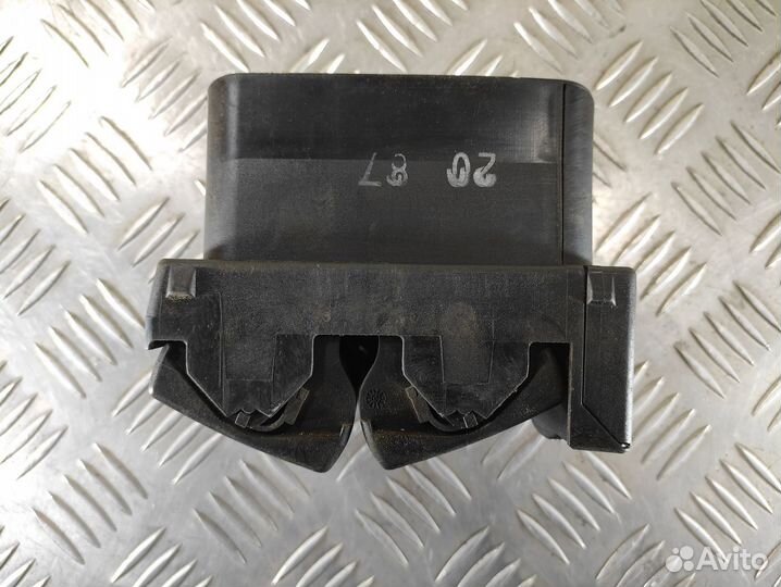 Дефлектор воздушный Audi 80/90 1986 1991