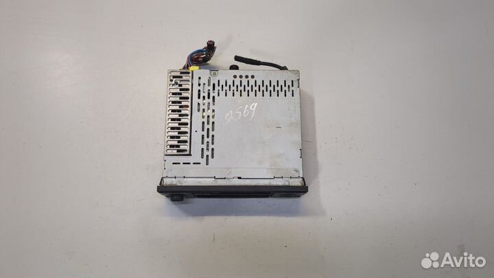 Магнитола Volkswagen Bora, 2004