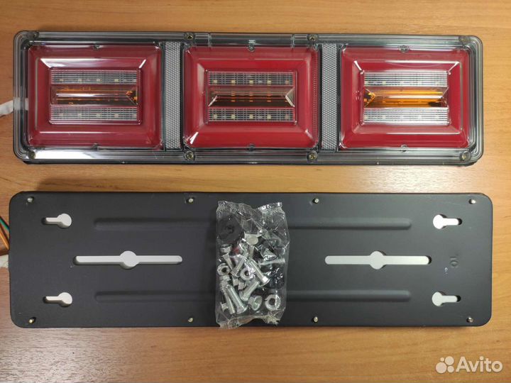 Задние фонари на Газель Камаз квадраты