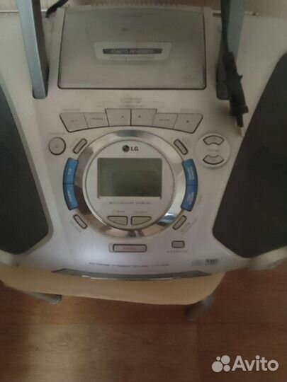 Магнитофон